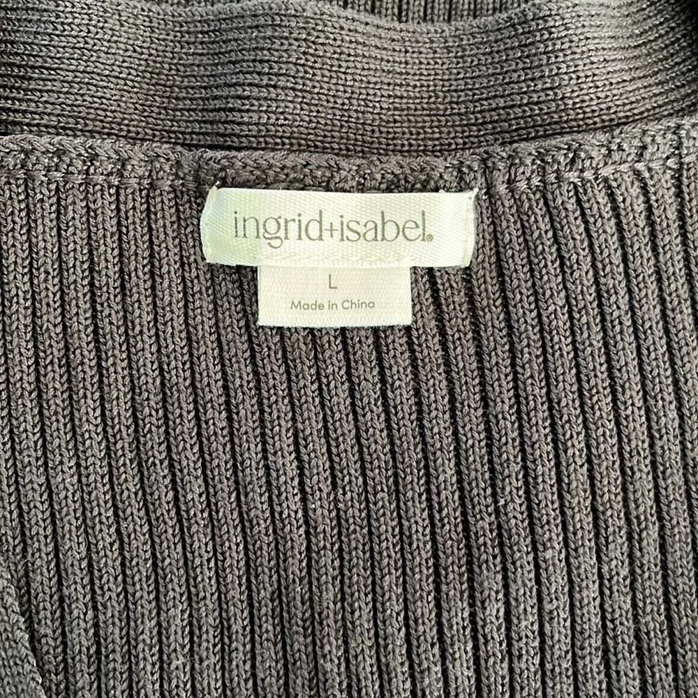 Ingrid & Isabel Ribbed V-Neck Sweater - Picture 6 of 7